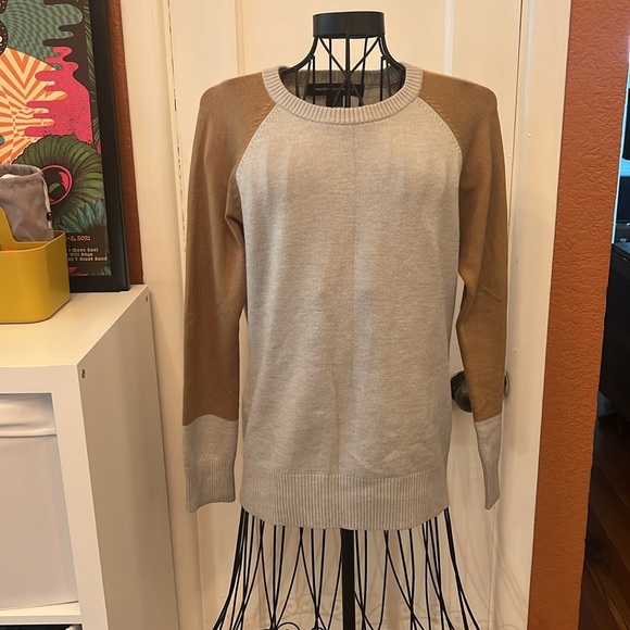 French Connection Sweater-Size L - Picture 1 of 6